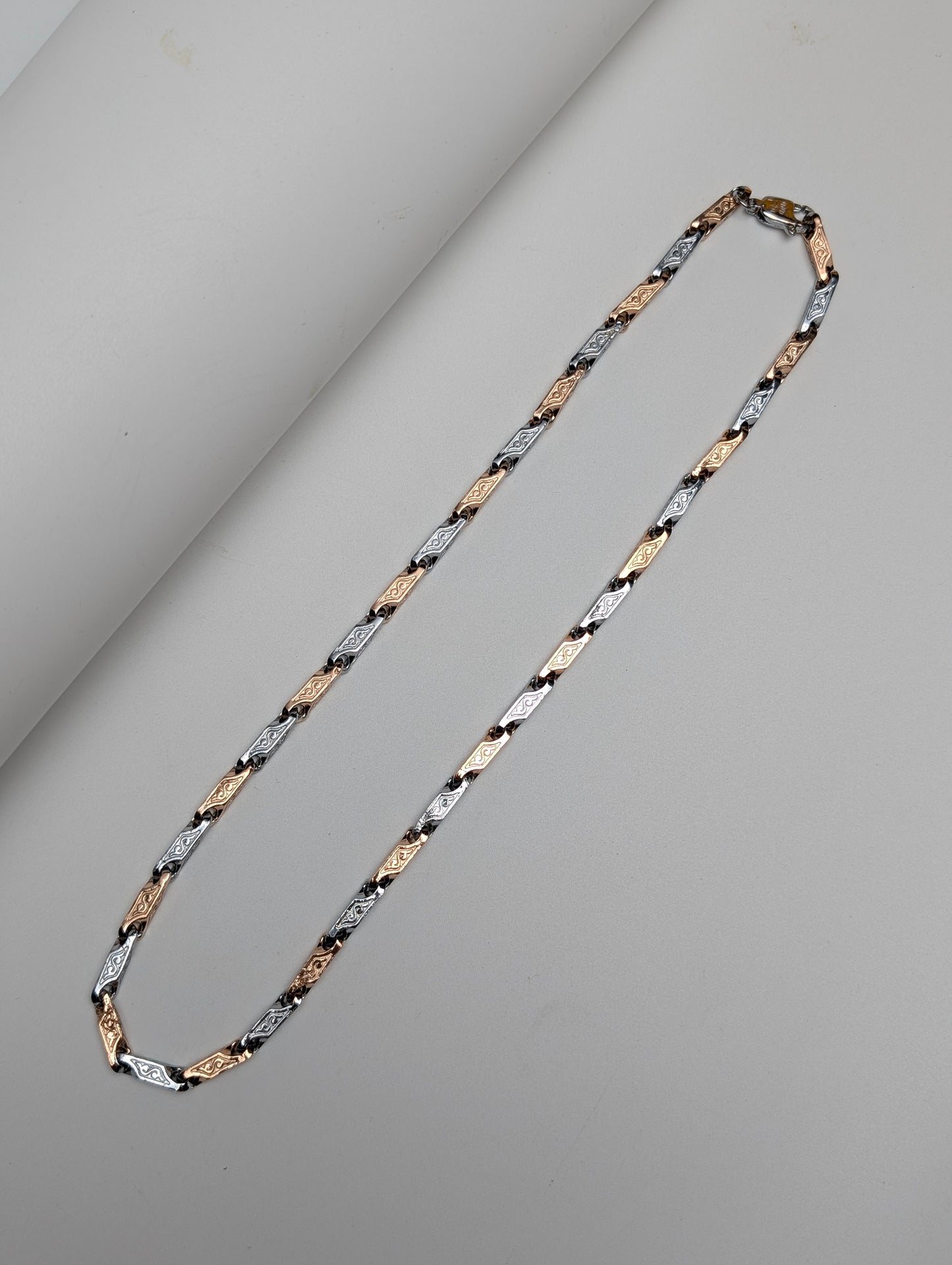 Rose Gold Engraved Chain For Main