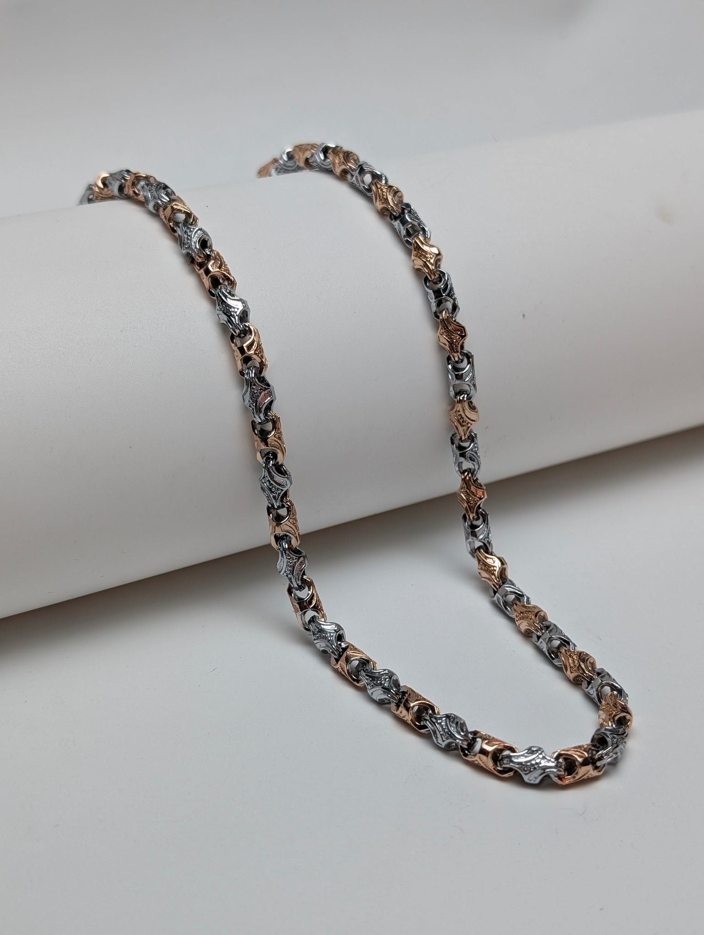 Rose Gold Edge Silver Chain